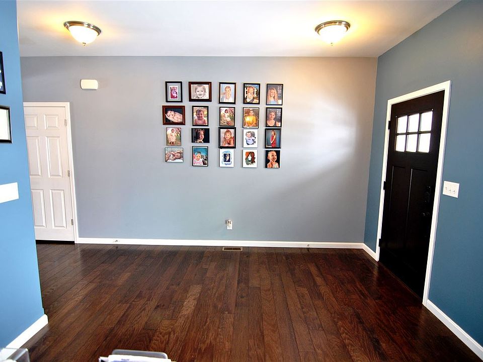 1st image of 294 Veneto Dr