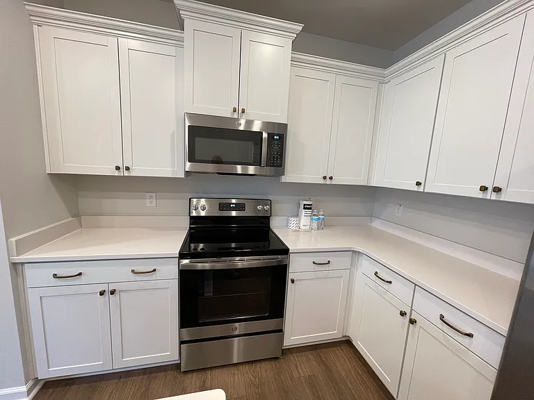 1408 Irving Hill Dr — Photo 13