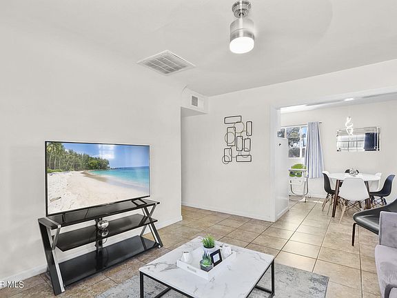 5th image of 1061 Lariat St