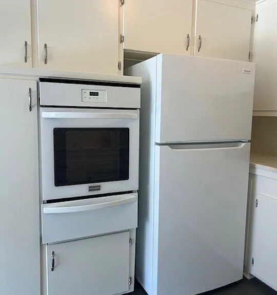 1412 Barry Ave #1 — Photo 7