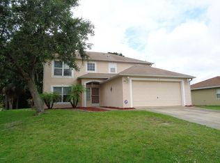 204 Fanfare Ave NE, Palm Bay, FL 32907