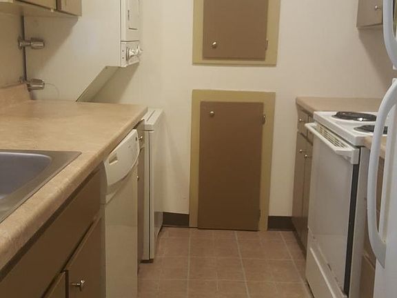 4th image of 2602 92nd St S #A