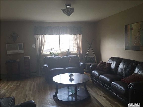 3rd image of 85 Mary Ave