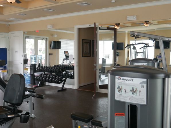 8602 NE Zac Lentz Pkwy #231