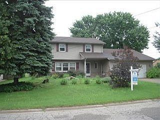 1st image of 1317 Woodland Dr