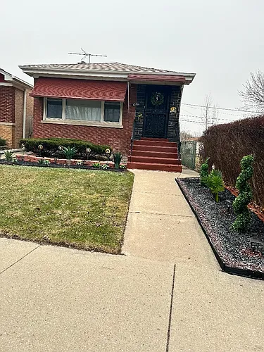 10411 S Cottage Grove Ave Photo 1
