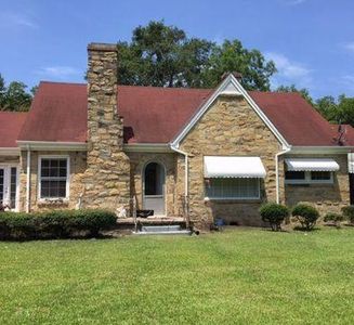 710 S Main St, Fuquay Varina, NC, 27526