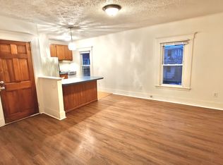 118 High St APT 2, Auburn, ME 04210