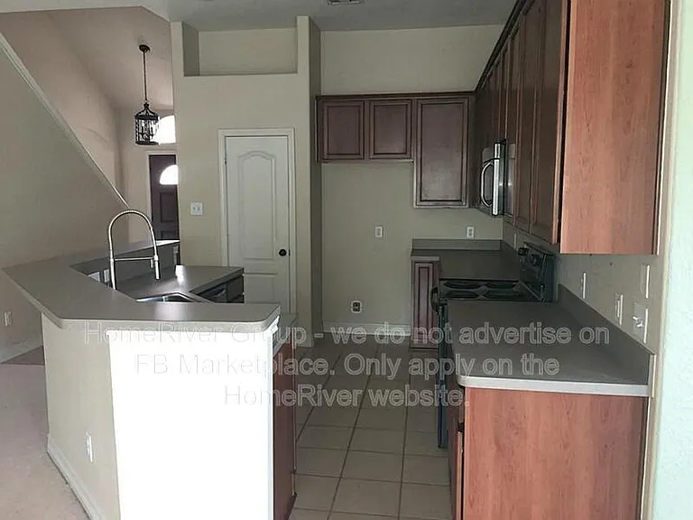 15214 Harlin — Photo 3