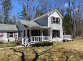13887 White Pine Dr, Lewiston, MI