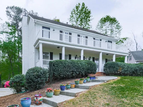 1606 Nuthatch Ct, Marietta, GA 30062