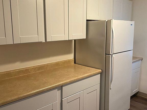 4th image of 2530 S St APT 5