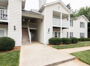802 Moultrie Ct UNIT E, Greensboro, NC 27409