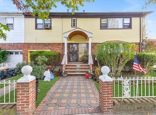 21804 100th Ave, Queens Village, NY 11429