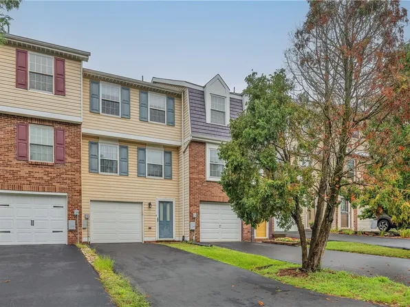 5018 Hamilton Dr, Aliquippa, PA 15001