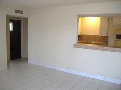 2nd image of 331 W Carson Rd