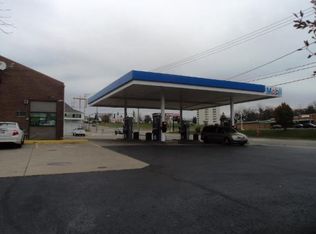 1220 W Galena Ave, Freeport, IL 61032