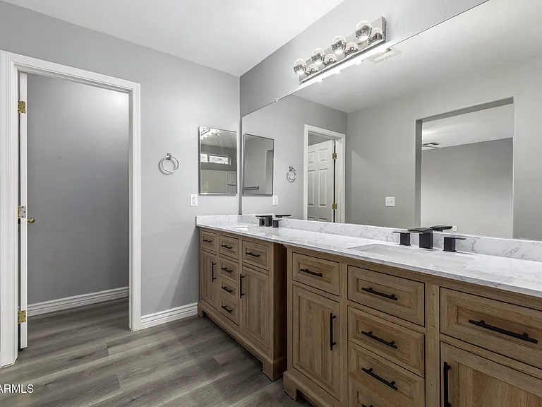 3006 W Ferruccio Pl — Photo 19