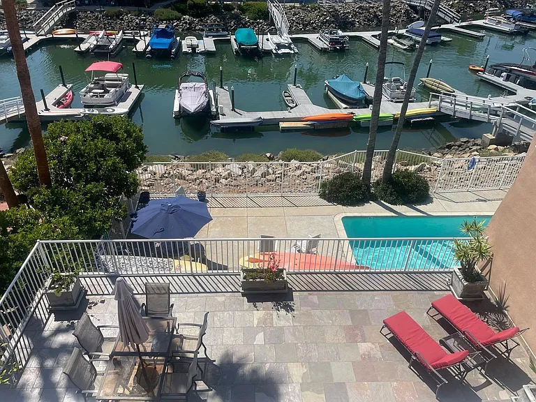 4705 Marina Dr #19 — Photo 30