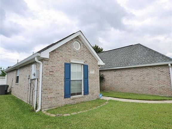 2nd image of 517 Foxwood Ln