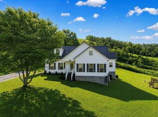 17968 Overlook Dr, Abingdon, VA 24210