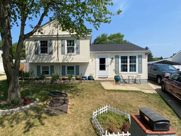 1513 Andover Ln, Frederick, MD 21702