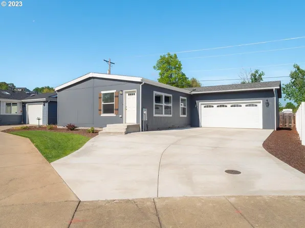 157 Matthew Lee Ct, Roseburg, OR 97471