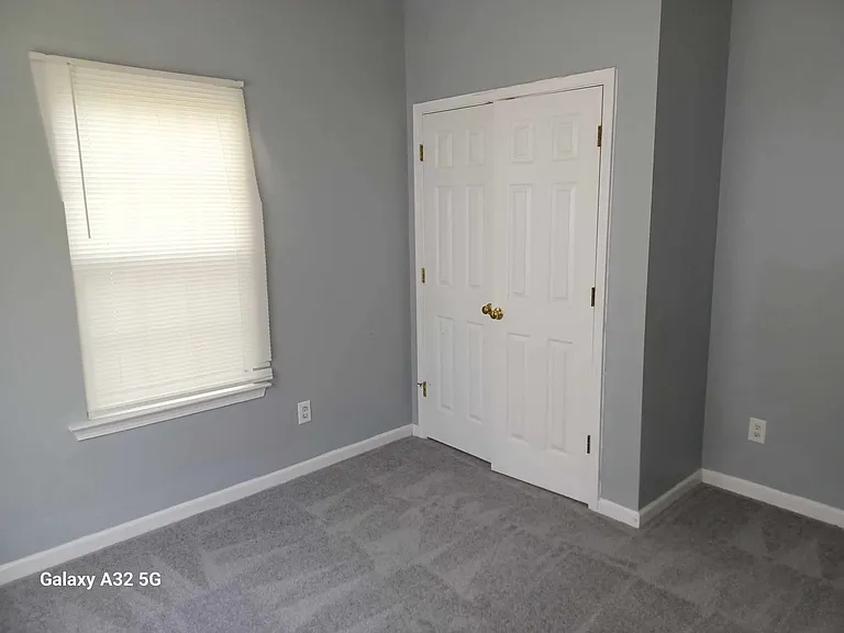 108 Adlett Ln — Photo 7