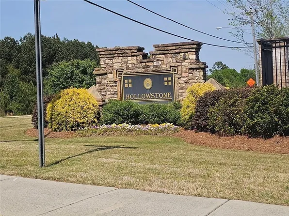 600 Stonebranch Dr, Loganville, GA 30052