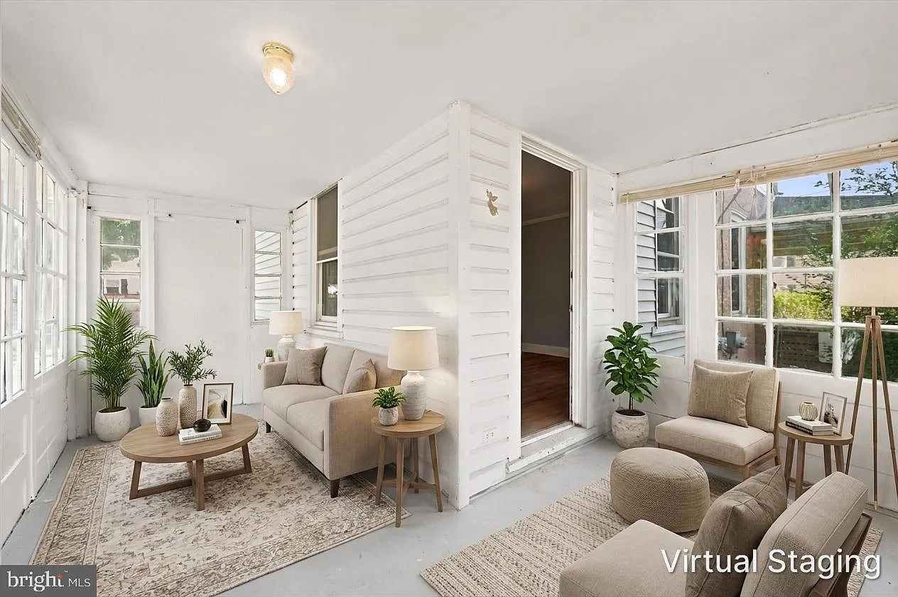 3 bed, 1.5 bath, 1515 sqft, $2,400 — Photo 3