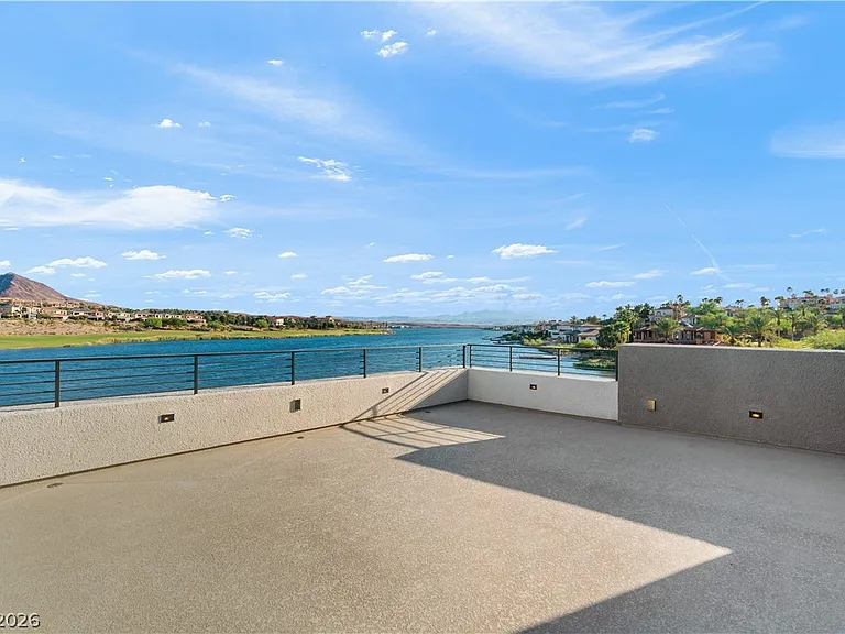 66 Lakefront Dr — Photo 51