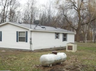 4445 Osage Dr, Six Lakes, MI 48886