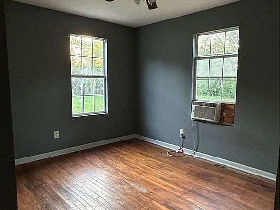 4th image of 2209 Rose St