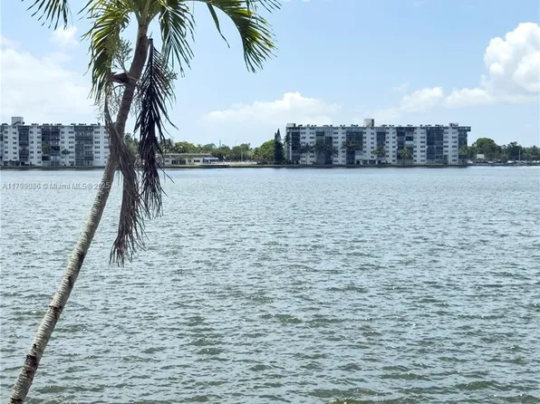 1100 NE 191st St #25E, Miami, FL 33179