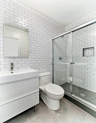 Rented by Manhattan Residential Inc. | media 13