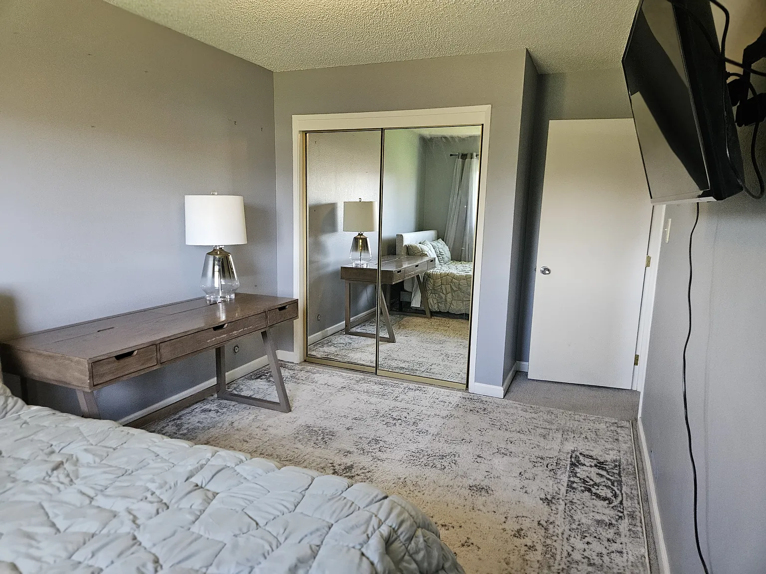 46 Smithridge Park — Photo 3