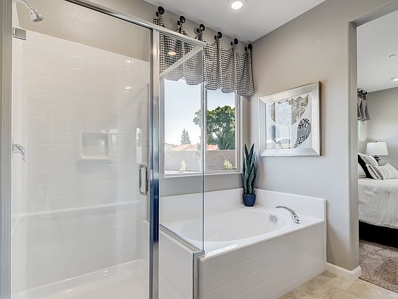 Relaxing owner s bath