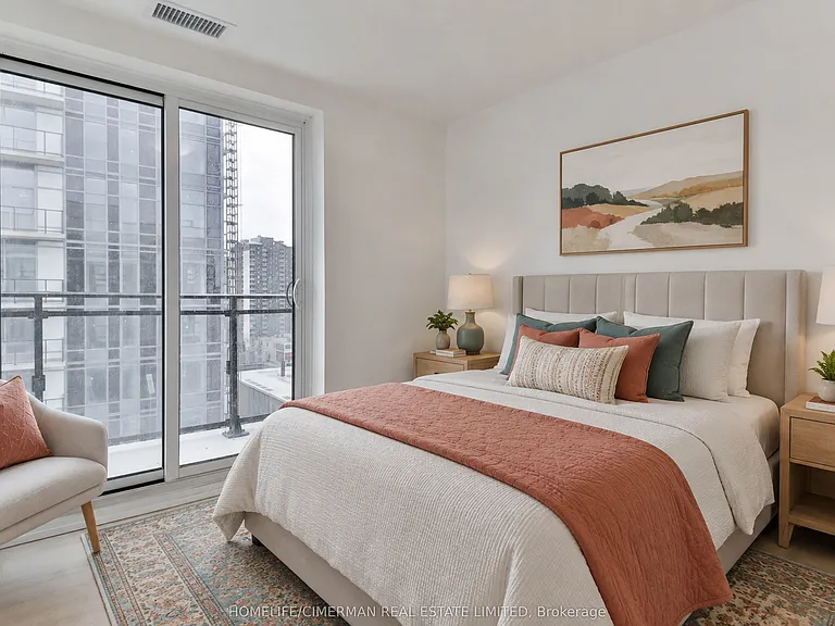 206 King St W #Penthouse 1 — Photo 26