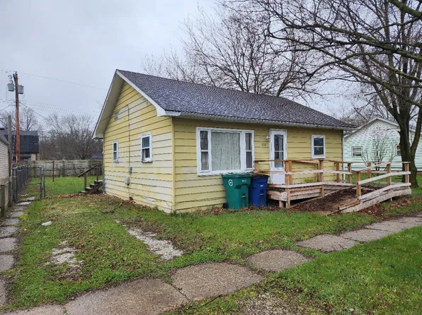 459 Evanston Rd, Kingsford Heights, IN 46346