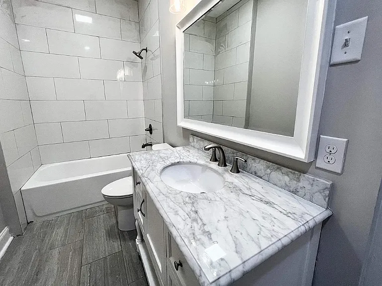 209 S Fulton St — Photo 19