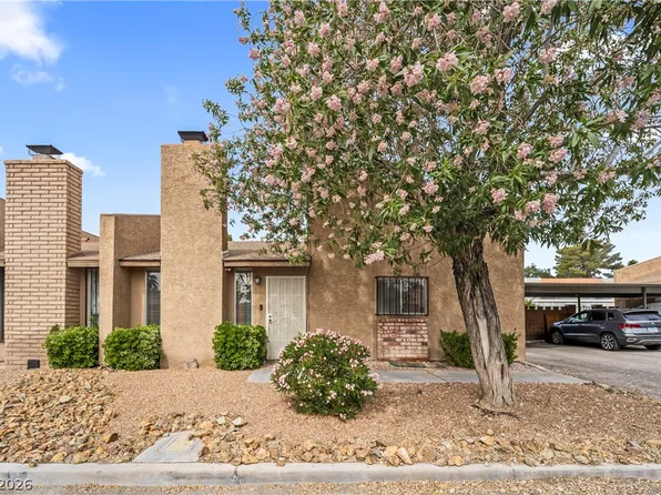 4247 Rollingstone Dr, Las Vegas, NV 89103