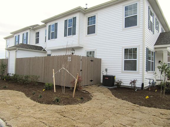 4th image of 4081 Clarendon Way