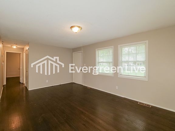 4th image of 7404 E 86th St