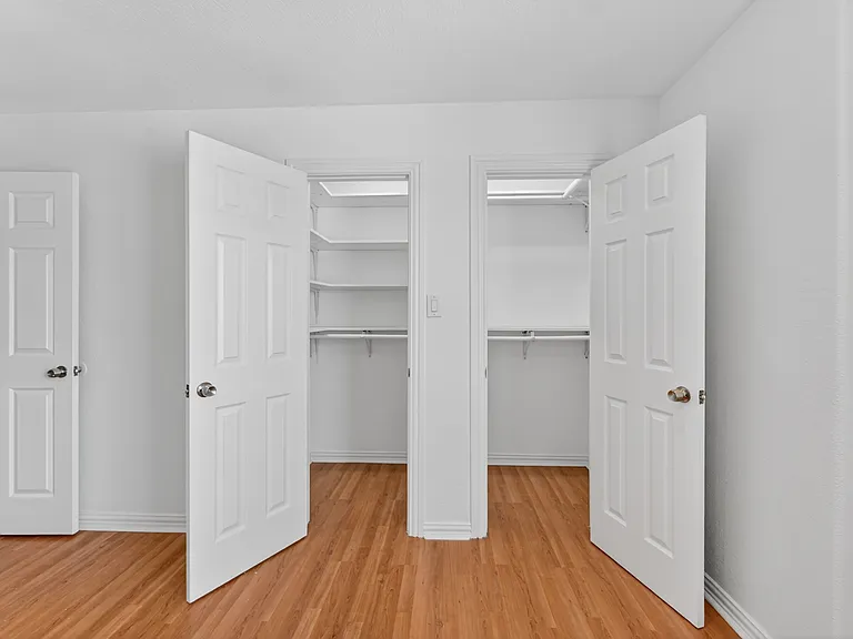 6111 Beverly Hill St #46 — Photo 25