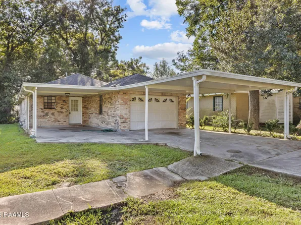 904 Chappuis Ave, Rayne, LA 70578