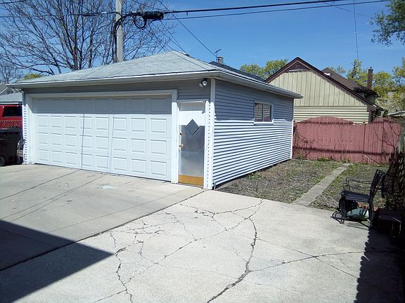 5th image of 5550 W Sunnyside Ave