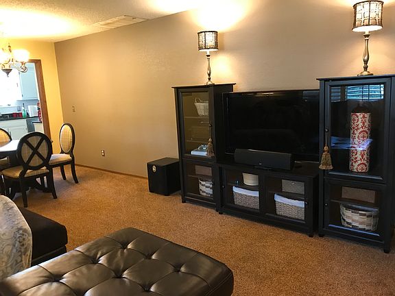 Formal Living & Dining 