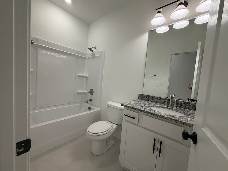 2614 Rutland Rd — Photo 16