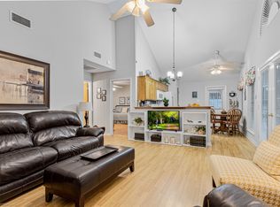 746 Wildwood Trl, Holly Lake Ranch, TX 75765