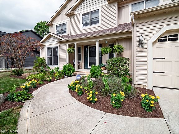 2nd image of 28622 Stonegate Cir